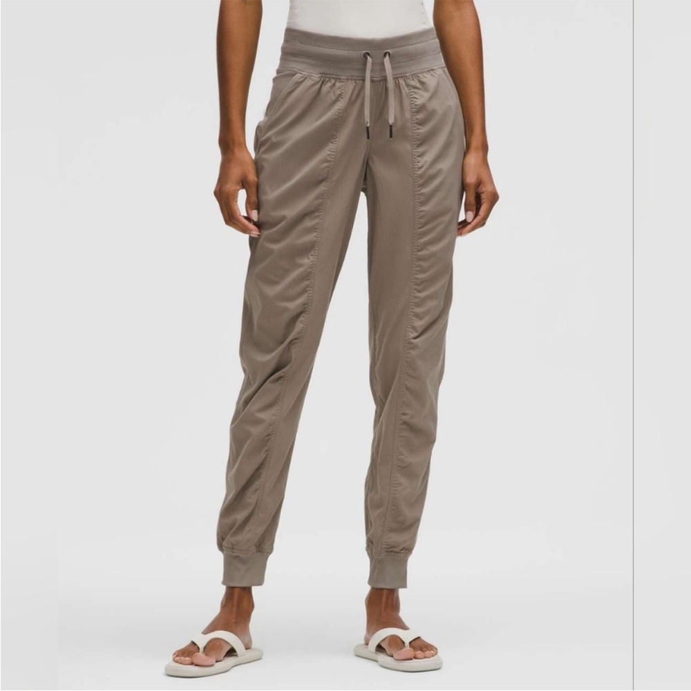 Lululemon Dance Studio Mid-Rise Jogger *Full Length Warm Ash Grey